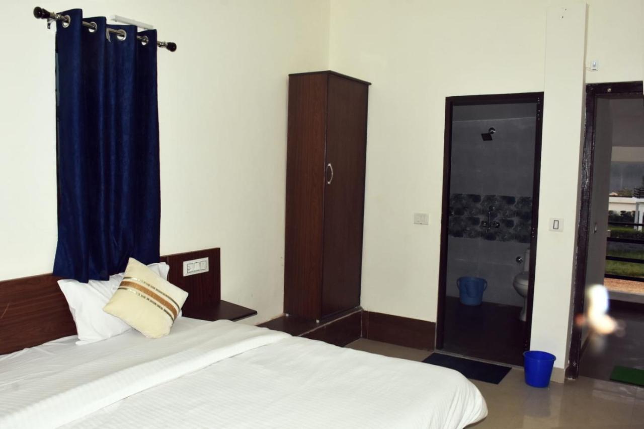 Corbett Bhavesh Home Stay Jhirna Екстериор снимка