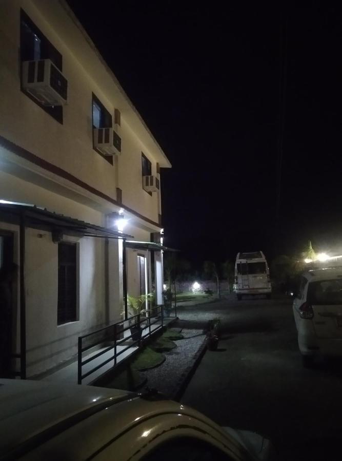 Corbett Bhavesh Home Stay Jhirna Екстериор снимка